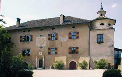 palazzo-del-700-della-tenuta-manincor